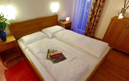 фото отеля Familienhotel Alpenhof