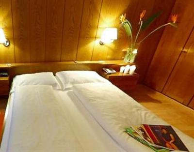 фото отеля Familienhotel Alpenhof