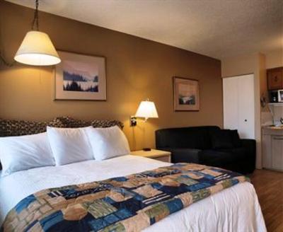 фото отеля Maple Leaf Motel Inn Towne