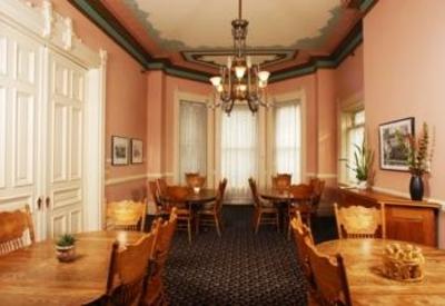 фото отеля Sacramento International Hostel