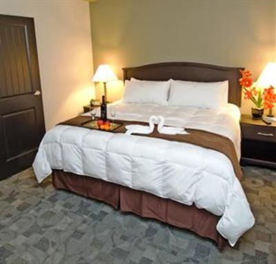 фото отеля Midland Inn & Suites