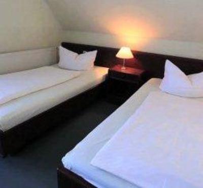 фото отеля Hotel Am Klostersee Dargun
