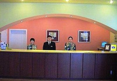 фото отеля Home Inn Deyang Minjiang West Road