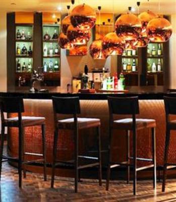 фото отеля Lingfield Park Marriott Hotel and Country Club