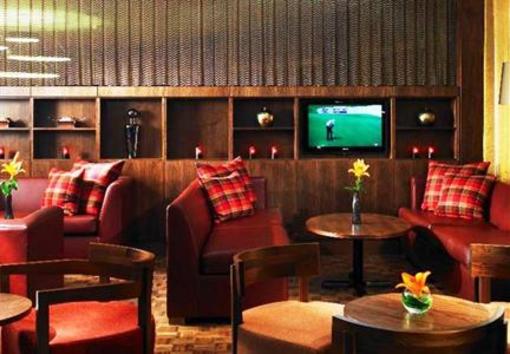 фото отеля Lingfield Park Marriott Hotel and Country Club