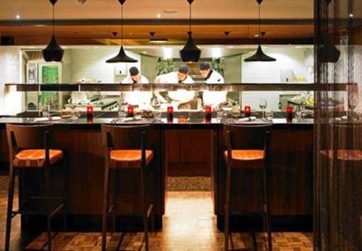 фото отеля Lingfield Park Marriott Hotel and Country Club