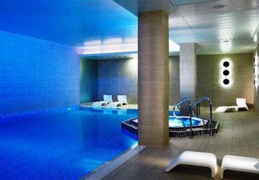 фото отеля Lingfield Park Marriott Hotel and Country Club