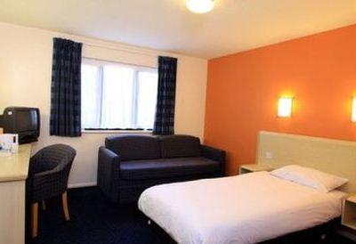 фото отеля Travelodge Dunstable Hockliffe