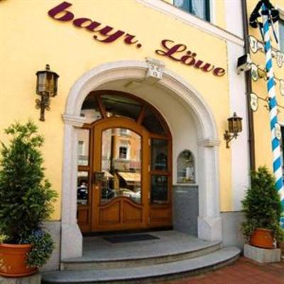 фото отеля Hotel Bayerischer Loewe Osterhofen