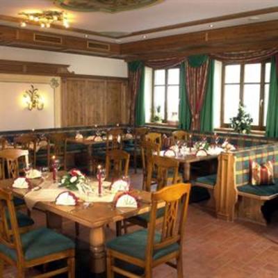 фото отеля Hotel Bayerischer Loewe Osterhofen