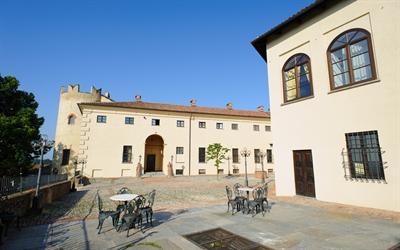 фото отеля Castello di Cortanze