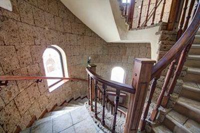 фото отеля House of Dracula Hotel