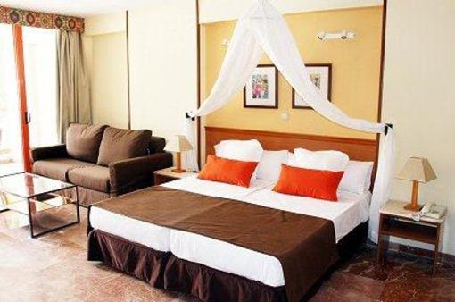 фото отеля Apartamentos Magic Monika Holidays