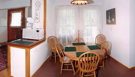 фото отеля Village Suites