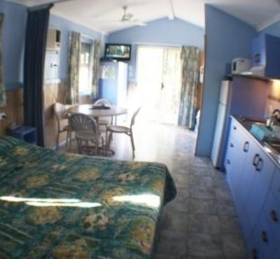 фото отеля Lake Monduran Holiday Park