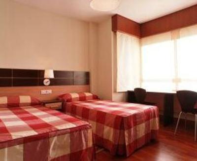 фото отеля Someso Apartamentos Turisticos A Coruna