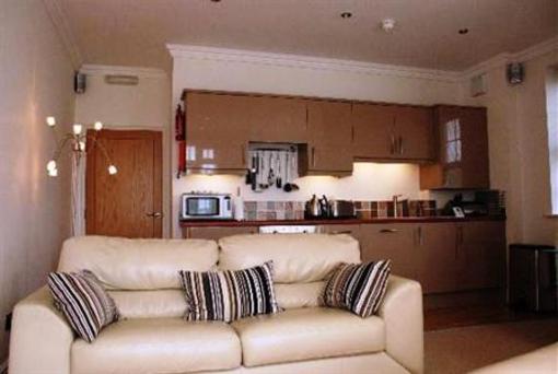 фото отеля Southover Beach Apartments