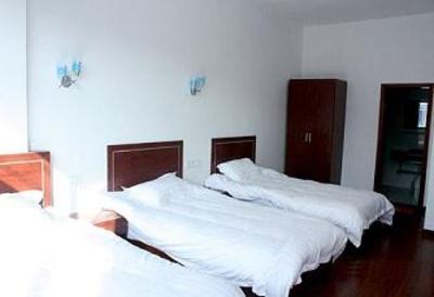 фото отеля Wuzhen Yibalin Inn