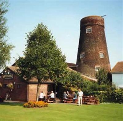 фото отеля Arties Mill & Lodge Brigg