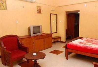 фото отеля Kodai Cliff Club Hotel