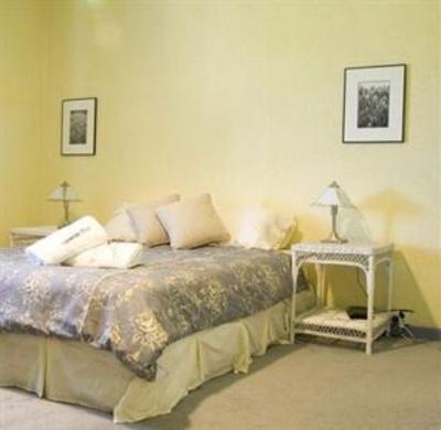 фото отеля Lavender Blue Country Accommodation