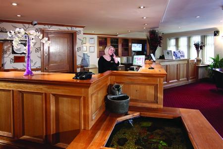 фото отеля Best Western Guide Post Hotel Bradford