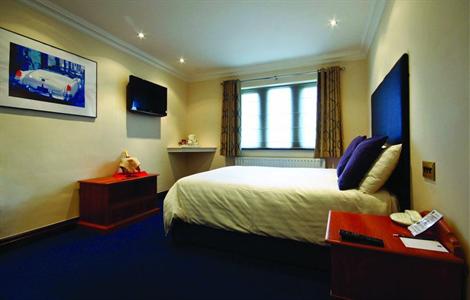фото отеля Best Western Guide Post Hotel Bradford