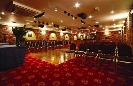 фото отеля Best Western Guide Post Hotel Bradford