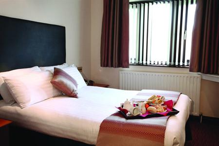 фото отеля Best Western Guide Post Hotel Bradford