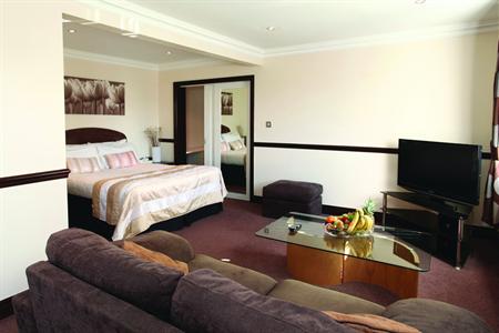 фото отеля Best Western Guide Post Hotel Bradford