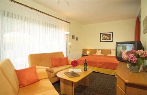 фото отеля Haus Broring Hotel Garni Bad Zwischenahn