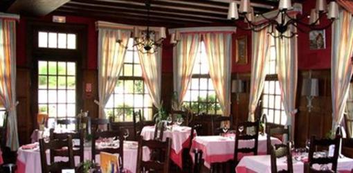 фото отеля Hotel Restaurant Le Cheval Blanc Montmort-Lucy