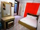 фото отеля Cokes Surf Camp