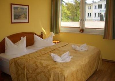 фото отеля Ostseehotel Ruegen