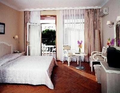 фото отеля Etap Altinel Cam Hotel