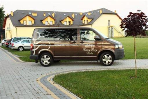 фото отеля Cztery Pory Roku Hotel Glogow Malopolski