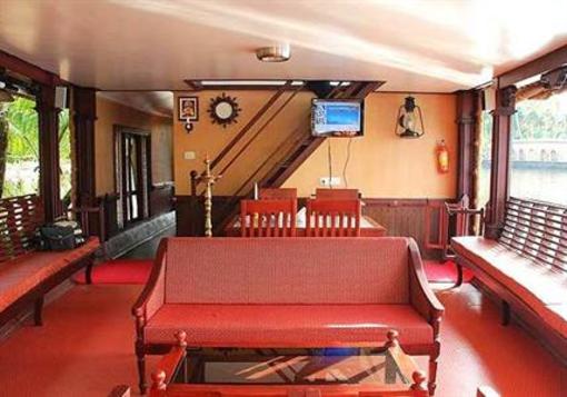 фото отеля JCT Houseboats Kumarakom