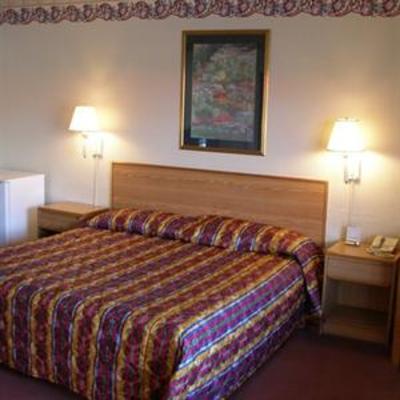 фото отеля Red Carpet Inn Starke