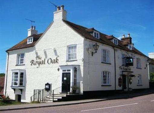 фото отеля The Royal Oak Hotel