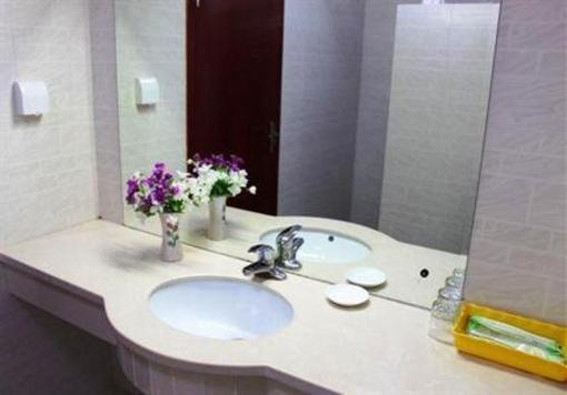 фото отеля Weihai Hengtai Hotel
