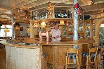 фото отеля Hotel Restaurant Burg-Klause