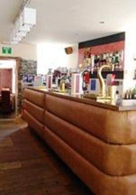 фото отеля Harry's Lodge