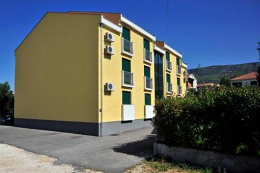 фото отеля Marine Kastela