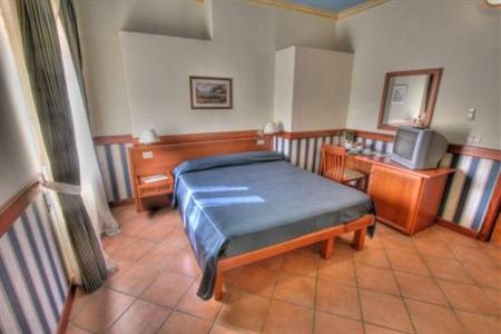 фото отеля Hotel La Porta Del Mare