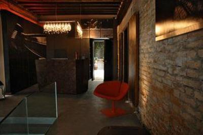 фото отеля Charming House Iqs Venice