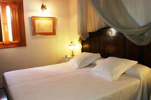 фото отеля Al Zaraq Hotel Benissa