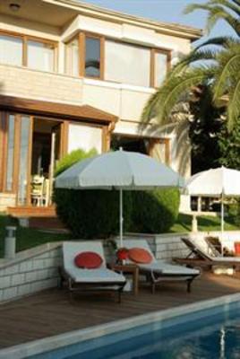 фото отеля Parla Viens Suites
