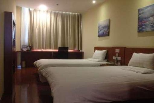 фото отеля Hanting Express Gongnong Road Jinfeida Plaza