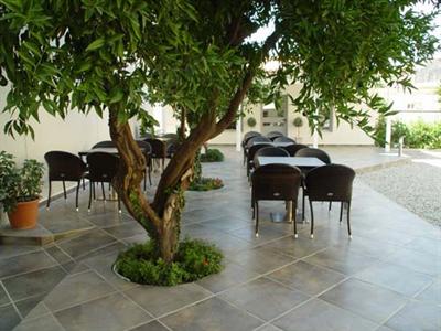 фото отеля Omiros Luxury Hotel
