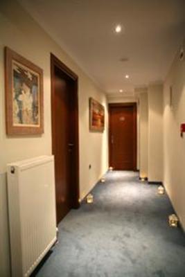 фото отеля Omiros Luxury Hotel